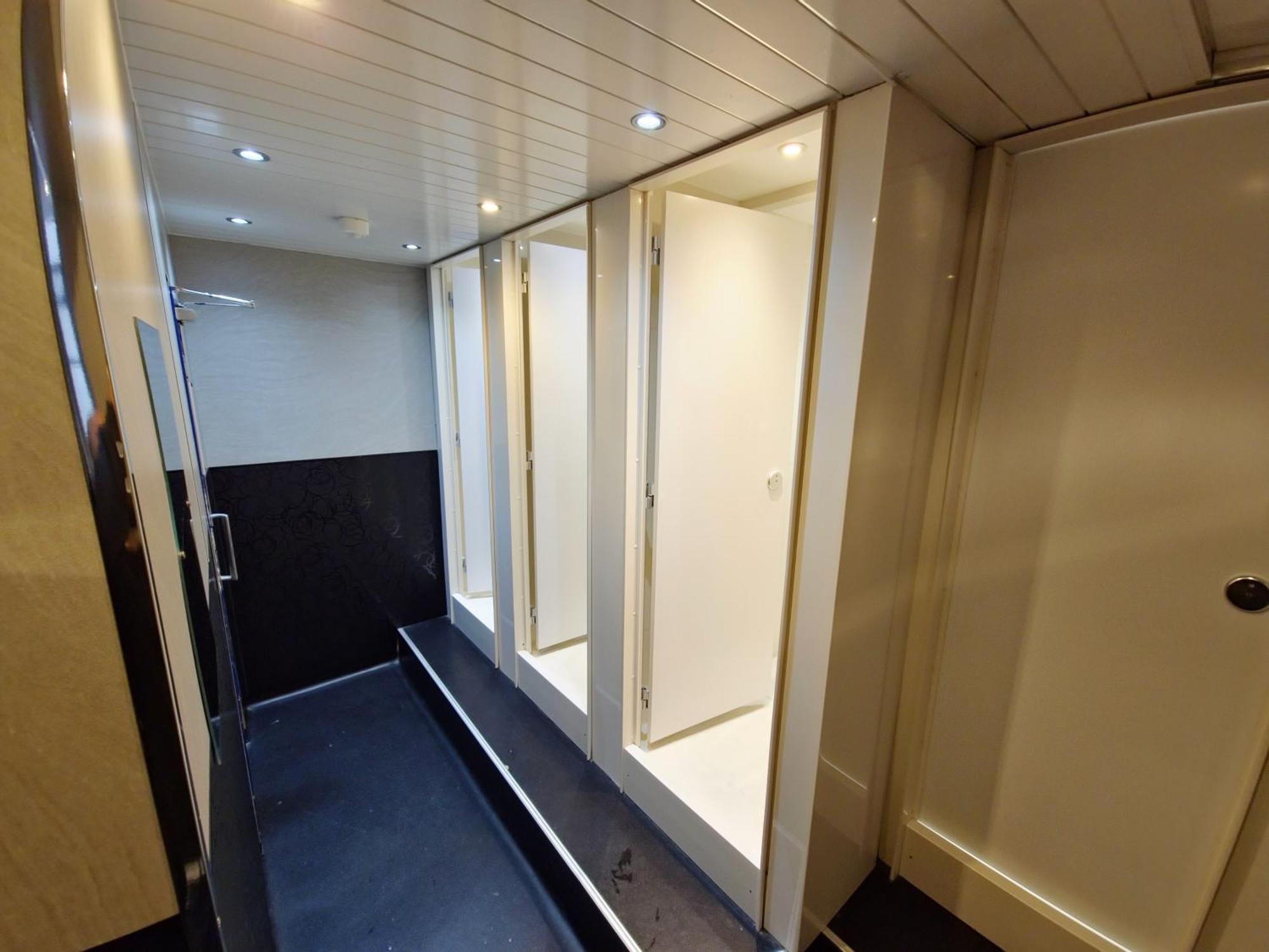 Edinburgh Backpackers - Over 18S Only Exterior photo