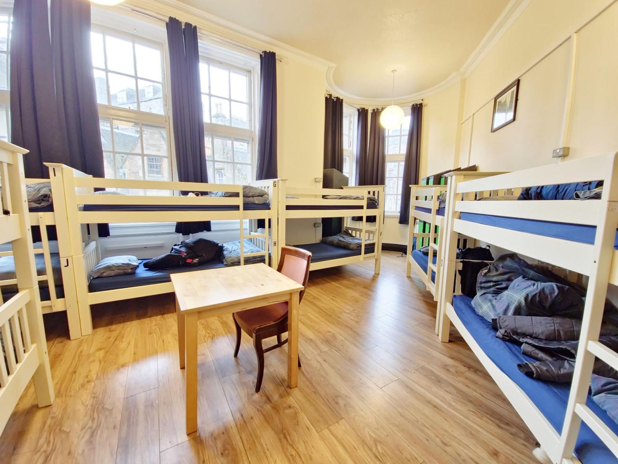 Edinburgh Backpackers - Over 18S Only Exterior photo