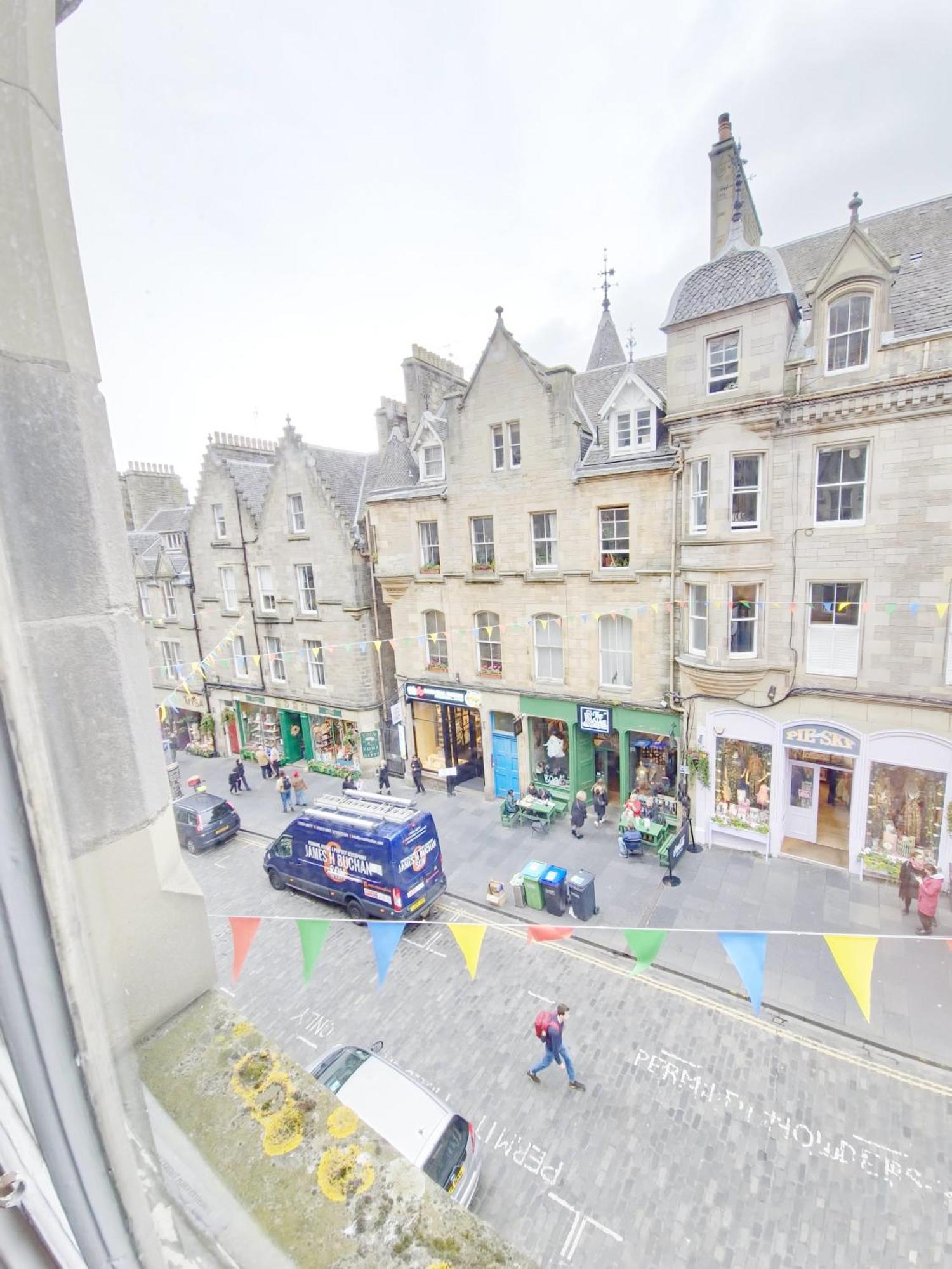 Edinburgh Backpackers - Over 18S Only Exterior photo